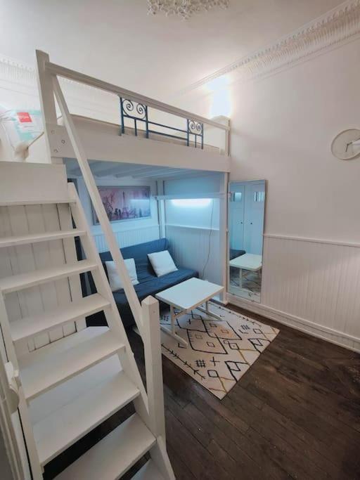 Studio Proche De La Tour Eiffel Apartamento Paris Exterior foto